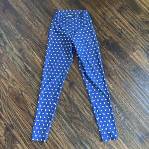 Beach riot policeman dot legging